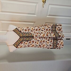 American Eagle Boho floral dress - Size Medium